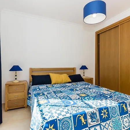 Blue By Algarvemanta Holiday home *