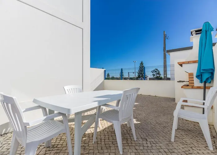 펜션 Blue By Algarvemanta 만타로타