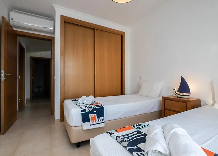 펜션 Blue By Algarvemanta 만타로타