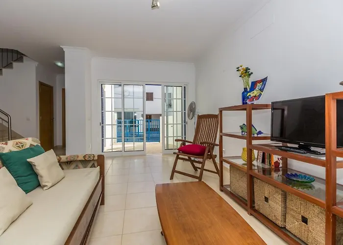 펜션 Blue By Algarvemanta 만타로타