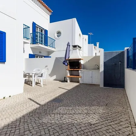 Blue By Algarvemanta Ferienhaus Manta Rota